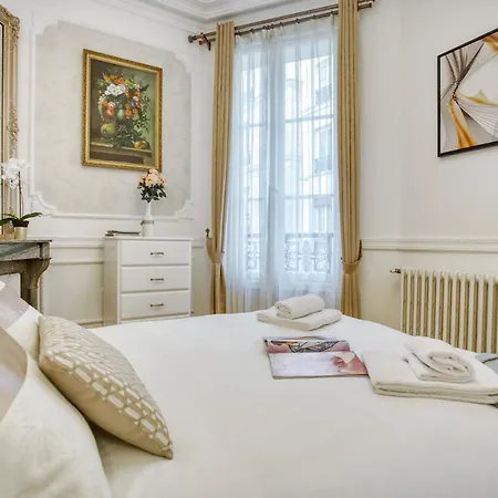 Galeries Lafayette - 7 Bedrooms - Lift - Aircon Appartamento