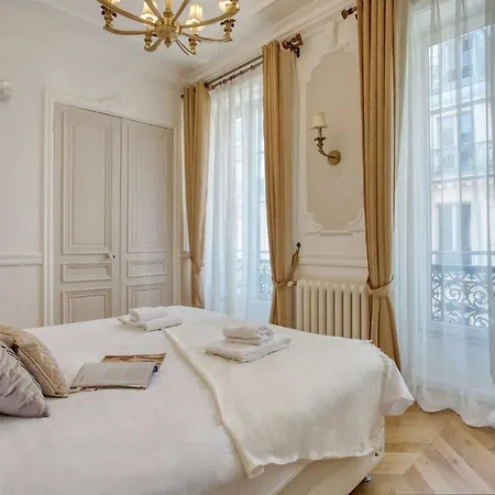 Galeries Lafayette - 7 Bedrooms - Lift - Aircon Appartamento *