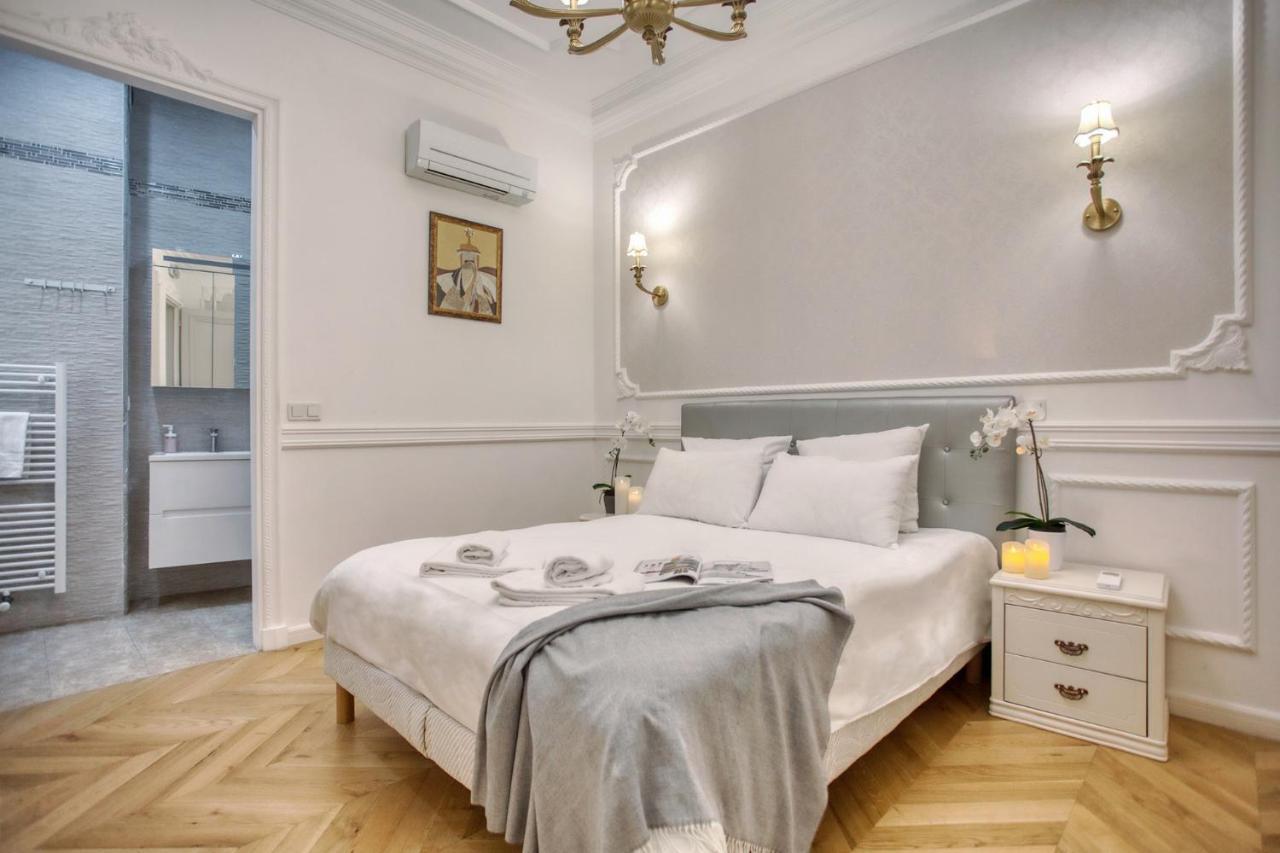 Galeries Lafayette - 7 Bedrooms - Lift - Aircon Parigi