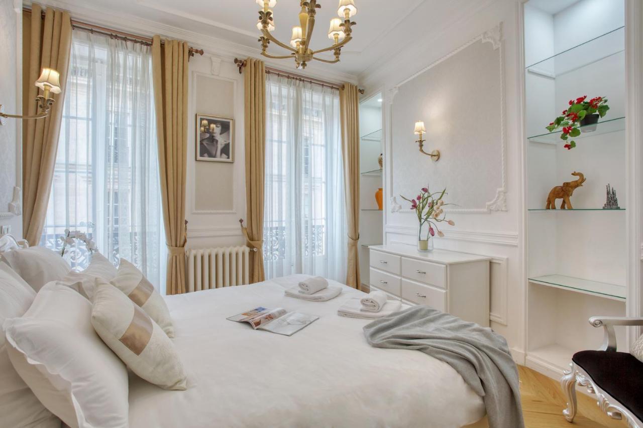 Galeries Lafayette - 7 Bedrooms - Lift - Aircon * Parigi